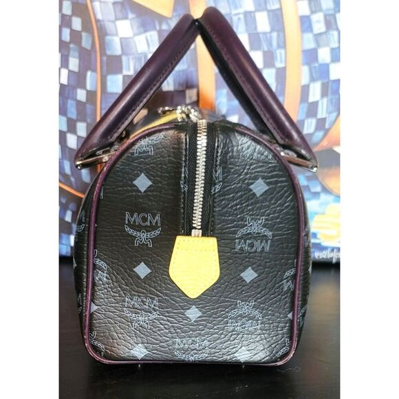 Black MCM Visetos Lion Princess Boston - Picture 6 of 16